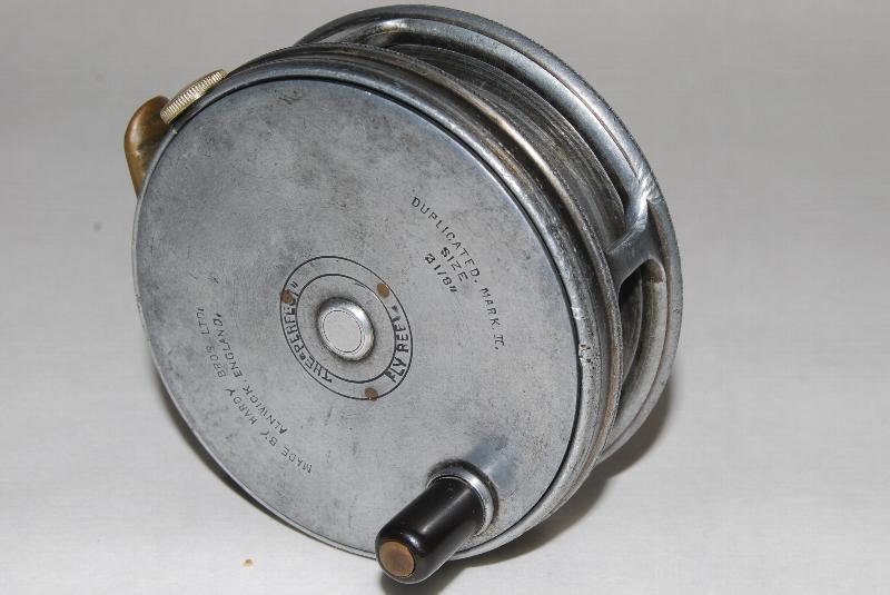 REDUCED- Hardy Perfect 3 1/2 - 1920s reel